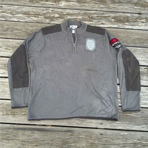 Vintage galls security 1/4 zip pull over